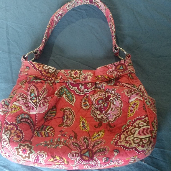 Vera Bradley Handbags - Pruse
